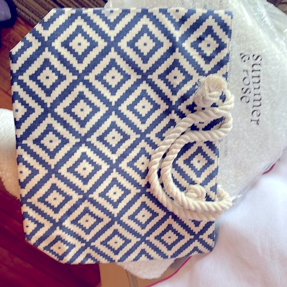 Summer and Rose canvas bag.  Great for the beach!! - Picture 1 of 8